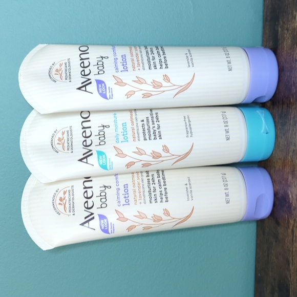Aveeno Baby Calming Comfort Lotion Trio - Picture 2 of 5